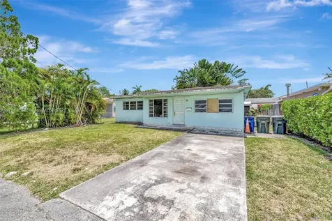 613 SW 6th Street Hallandale Beach FL 33009