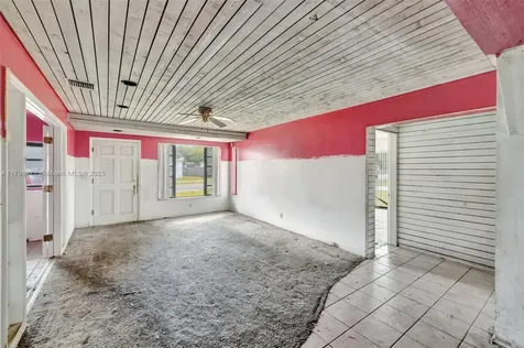 613 SW 6th Street Hallandale Beach FL 33009