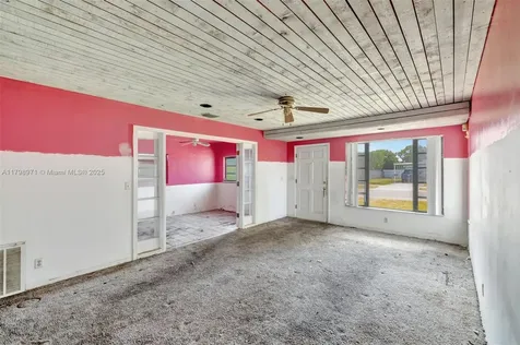 613 SW 6th Street Hallandale Beach FL 33009