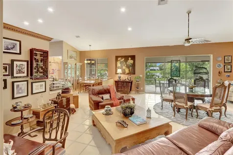 95 E Westwood Circle E West Palm Beach FL 33411