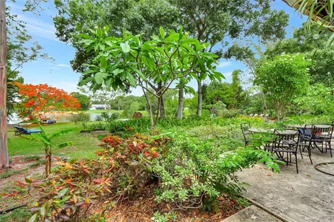 95 E Westwood Circle E West Palm Beach FL 33411