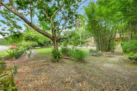 95 E Westwood Circle E West Palm Beach FL 33411