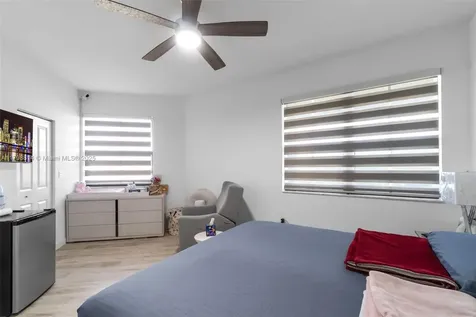 15540 SW 136th Street Miami FL 33196