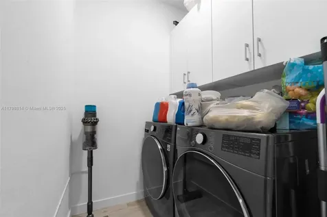 15540 SW 136th Street Miami FL 33196