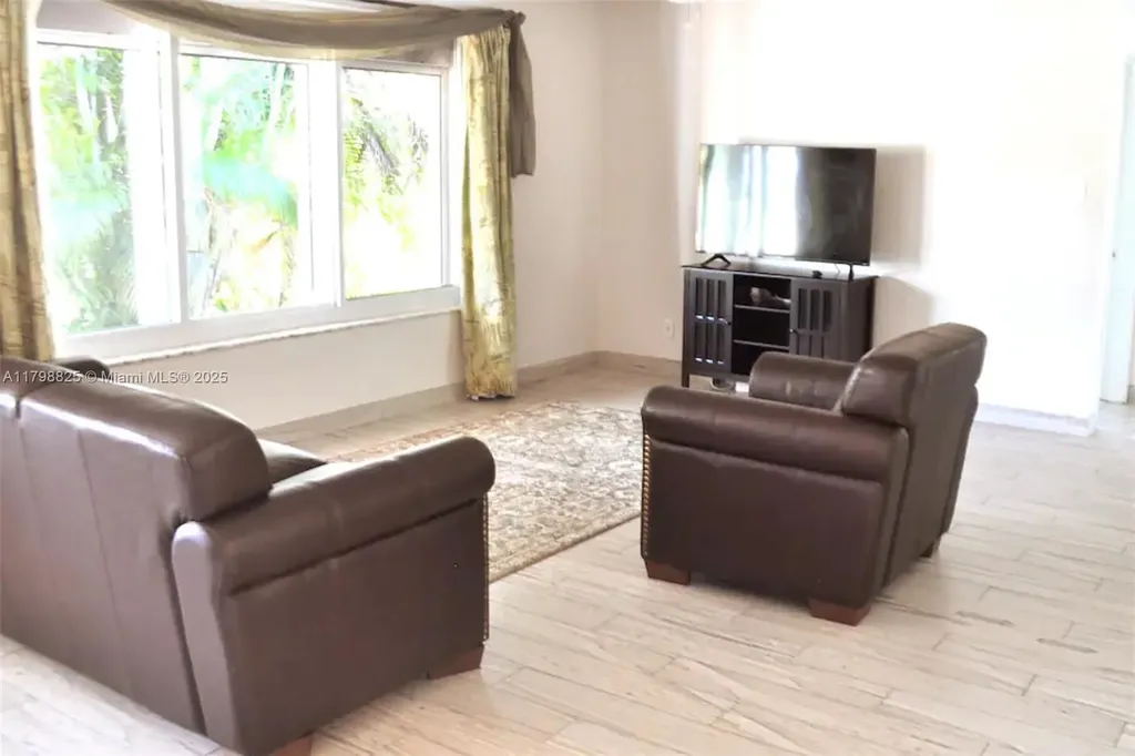 5111 NE 15th Avenue Fort Lauderdale FL 33334