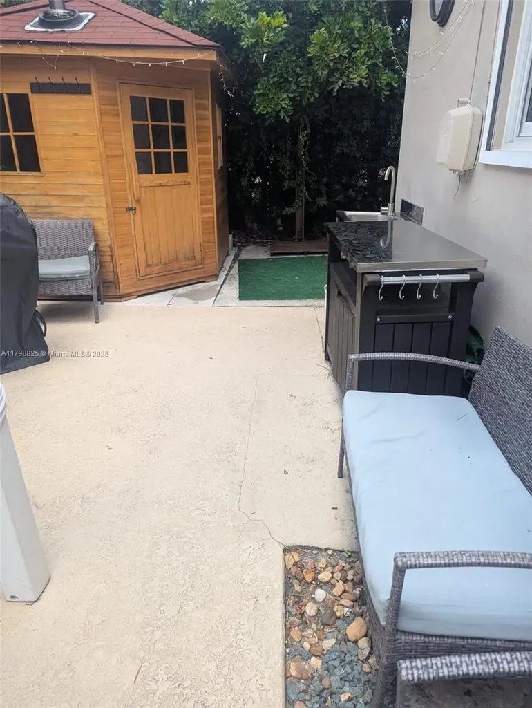 5111 NE 15th Avenue Fort Lauderdale FL 33334