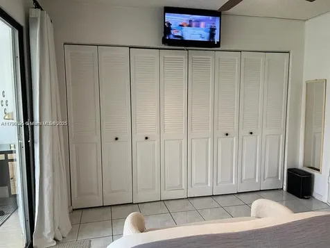 17 Westbury Deerfield Beach FL 33442