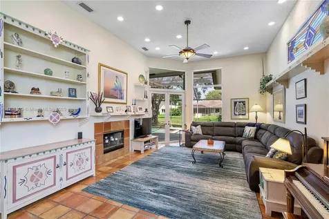 5425 NW 86th Terrace Coral Springs FL 33067
