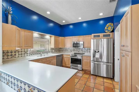 5425 NW 86th Terrace Coral Springs FL 33067