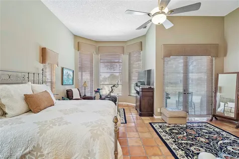 5425 NW 86th Terrace Coral Springs FL 33067