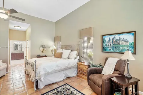 5425 NW 86th Terrace Coral Springs FL 33067