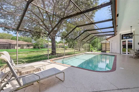 5425 NW 86th Terrace Coral Springs FL 33067