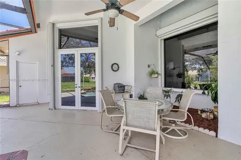 5425 NW 86th Terrace Coral Springs FL 33067