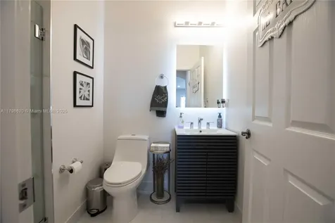 4450 Laurel Place Weston FL 33332