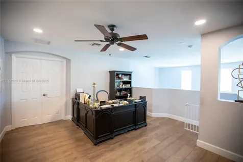 4450 Laurel Place Weston FL 33332