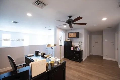4450 Laurel Place Weston FL 33332
