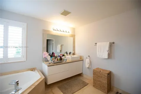 4450 Laurel Place Weston FL 33332