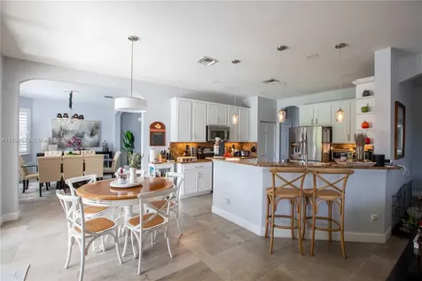 4450 Laurel Place Weston FL 33332