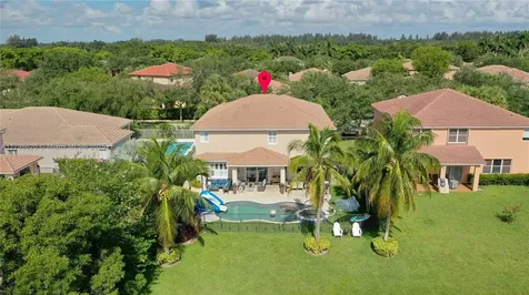 4450 Laurel Place Weston FL 33332