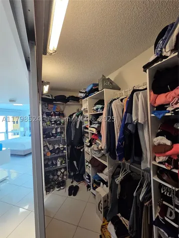 16425 Collins Avenue Sunny Isles Beach FL 33160