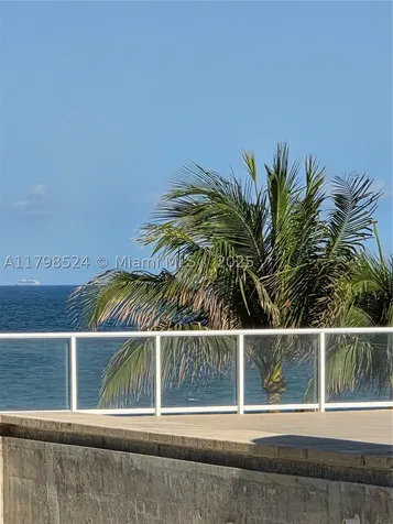 16425 Collins Avenue Sunny Isles Beach FL 33160