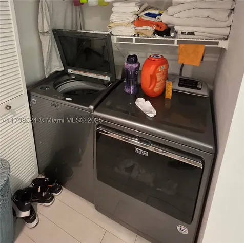 16425 Collins Avenue Sunny Isles Beach FL 33160
