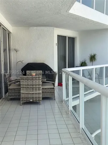 16425 Collins Avenue Sunny Isles Beach FL 33160