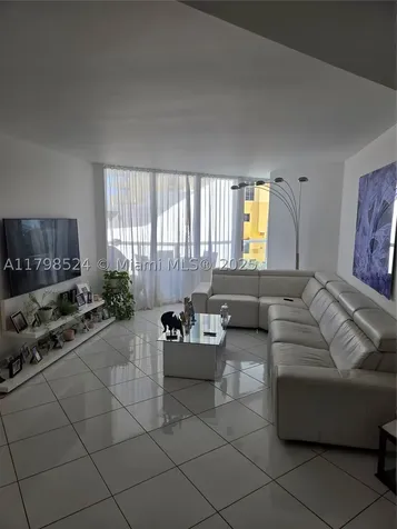 16425 Collins Avenue Sunny Isles Beach FL 33160