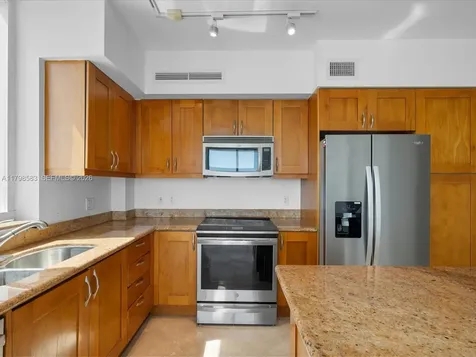 1745 E Hallandale Beach Boulevard Hallandale Beach FL 33009