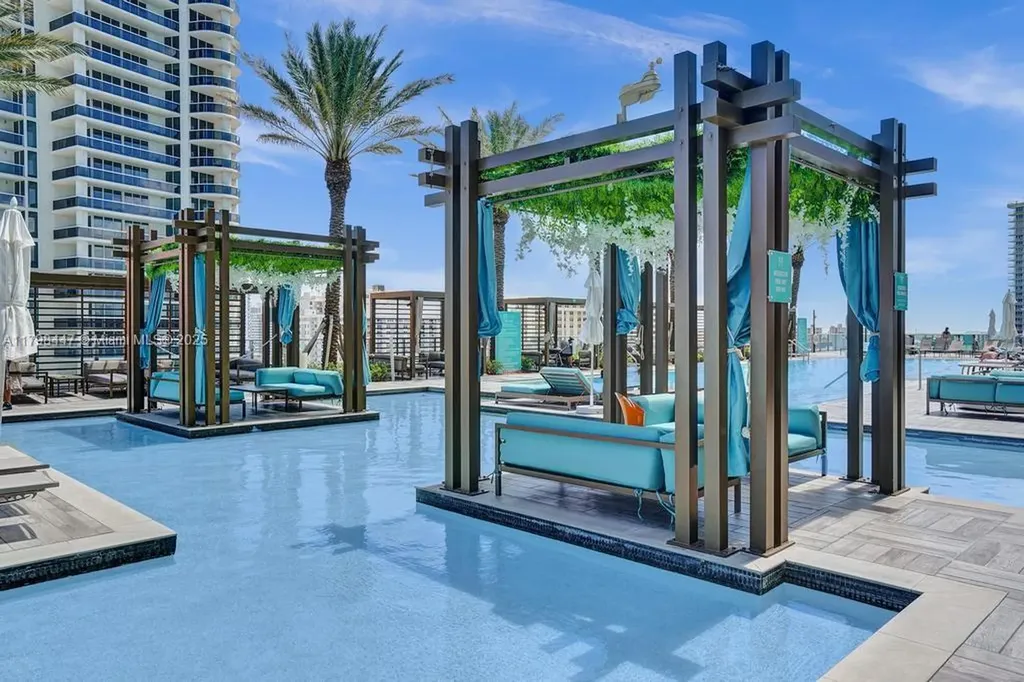 4111 S Ocean Drive Hollywood FL 33019
