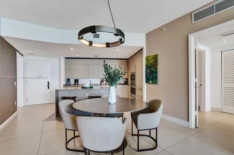 4111 S Ocean Drive Hollywood FL 33019