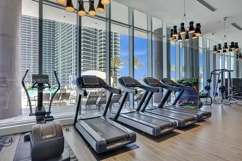 4111 S Ocean Drive Hollywood FL 33019