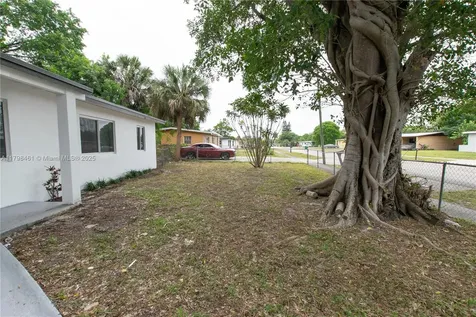 3631 NW 4th Street Lauderhill FL 33311