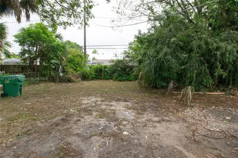 3631 NW 4th Street Lauderhill FL 33311