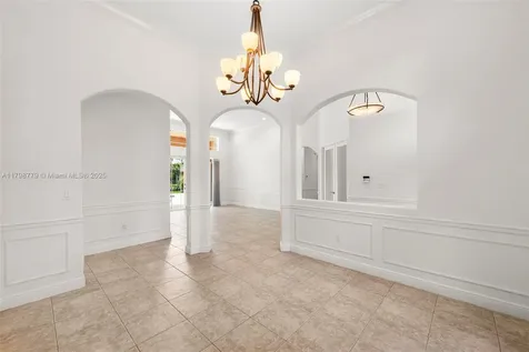 8268 SW 172nd Terrace Palmetto Bay FL 33157