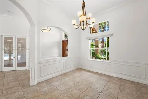 8268 SW 172nd Terrace Palmetto Bay FL 33157