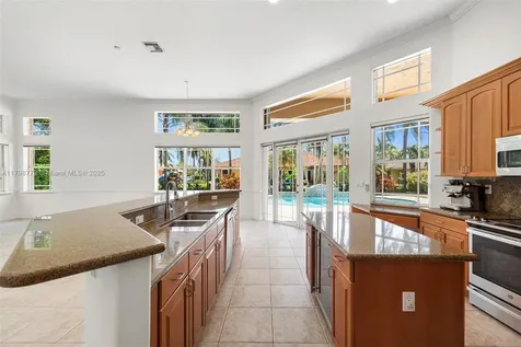 8268 SW 172nd Terrace Palmetto Bay FL 33157