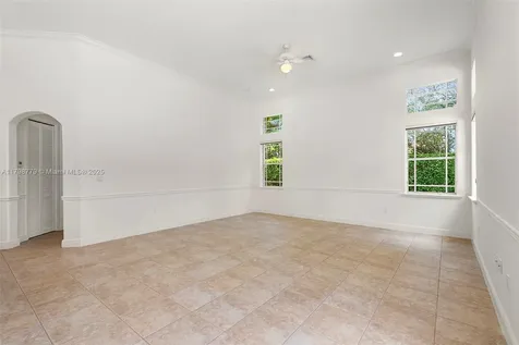 8268 SW 172nd Terrace Palmetto Bay FL 33157