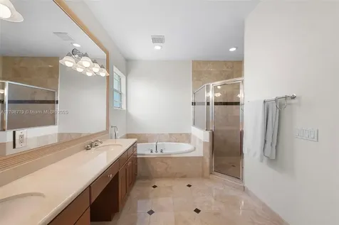8268 SW 172nd Terrace Palmetto Bay FL 33157