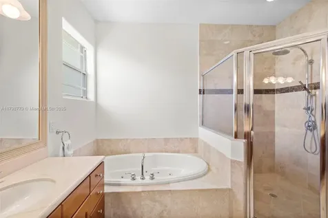 8268 SW 172nd Terrace Palmetto Bay FL 33157