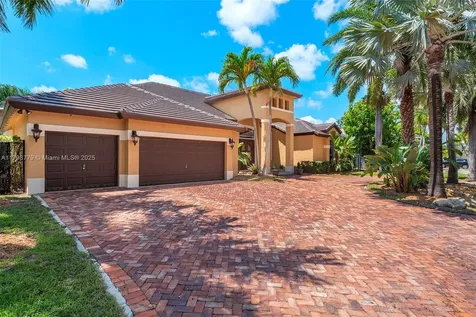 8268 SW 172nd Terrace Palmetto Bay FL 33157