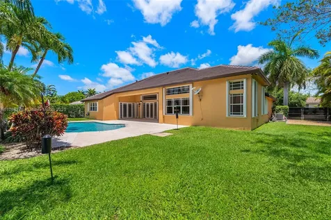 8268 SW 172nd Terrace Palmetto Bay FL 33157