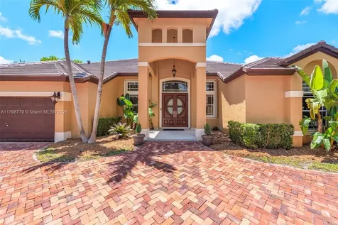 8268 SW 172nd Terrace Palmetto Bay FL 33157