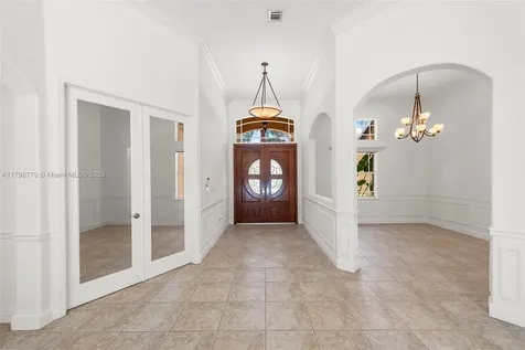8268 SW 172nd Terrace Palmetto Bay FL 33157