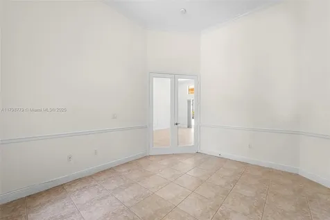 8268 SW 172nd Terrace Palmetto Bay FL 33157