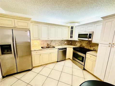 8855 Collins Avenue Surfside FL 33154