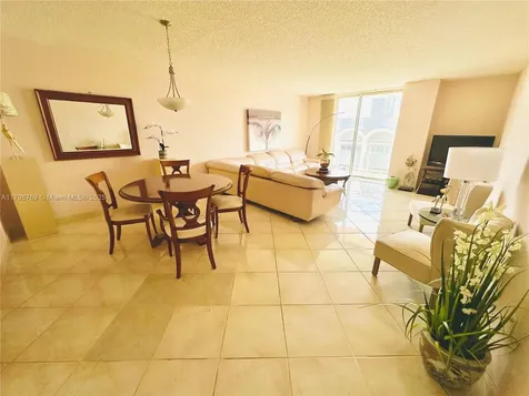 8855 Collins Avenue Surfside FL 33154
