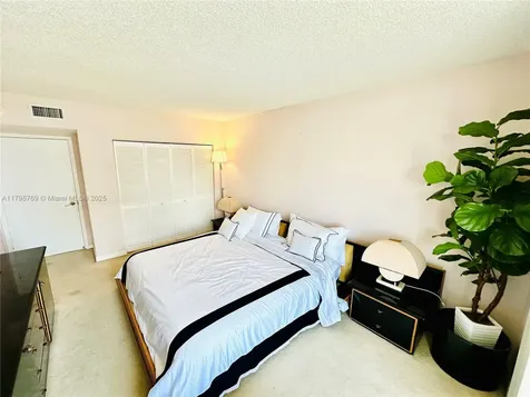 8855 Collins Avenue Surfside FL 33154