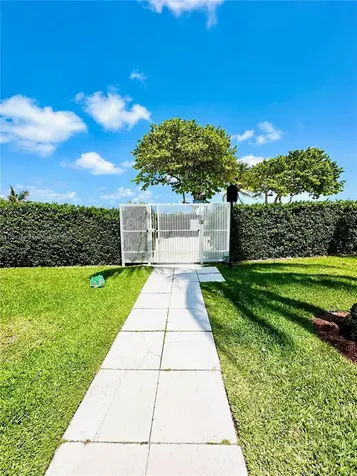 8855 Collins Avenue Surfside FL 33154