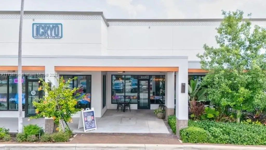 S University Drive Plantation FL 33324